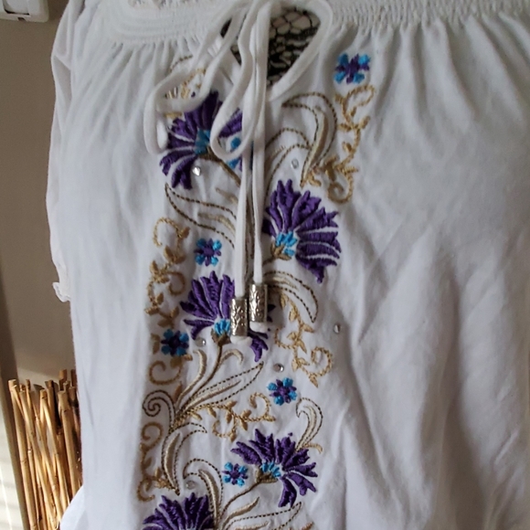 RXB embroidered boho top, size M - Picture 2 of 8